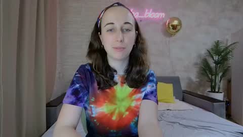 Snapshot of anikabloom chatting on 02.17.25 anikabloom online show from 02.17.25