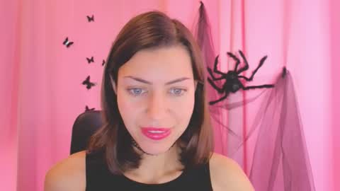 Anni online show from 10.28.25