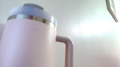 ana independent model online show from 11.22.25