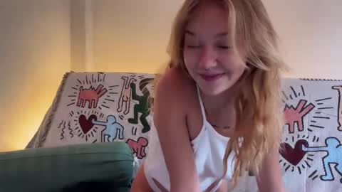 Snapshot of anita__hills chatting on 02.01.25 anita__hills online show from 02.01.25
