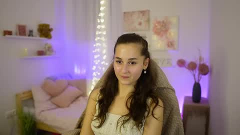 Anita Grey online show from 10.14.25