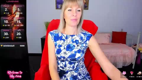 Snapshot of anita_tayson chatting on 02.18.25 Anita online show from 02.18.25