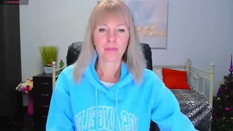 Anita online show from 12.18.25