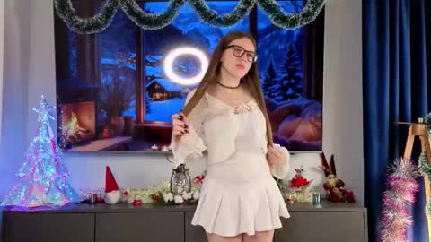 Bloom online show from 12.23.25