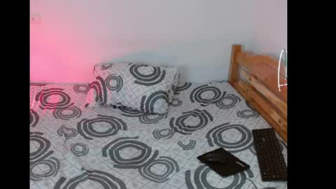 Snapshot of anitaturnerr chatting on 02.10.25 anitaturnerr online show from 02.10.25