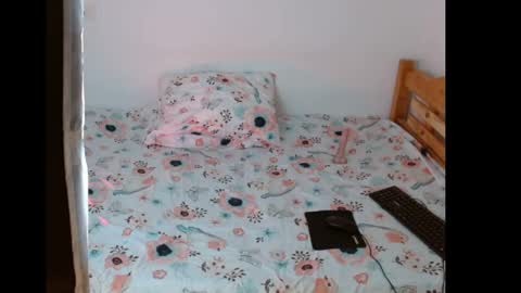 Snapshot of anitaturnerr chatting on 02.19.25 anitaturnerr online show from 02.19.25