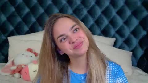 AnitaVenture online show from 09.10.25