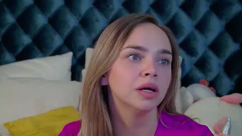 AnitaVenture online show from 09.12.25