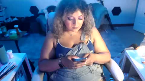 Snapshot of anitaxvalentina chatting on 07.04.26 Anita Valentina online show from 07.04.26