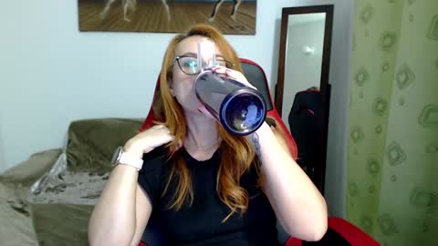 Snapshot of anitazarova chatting on 01.03.25 Anita Zarova online show from 01.03.25