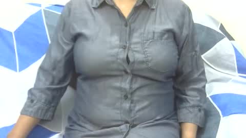 Snapshot of anjali_dogra786 chatting on 09.30.25 anjali_dogra786 online show from 09.30.25