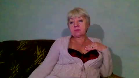 AnjelElinor online show from 10.30.25