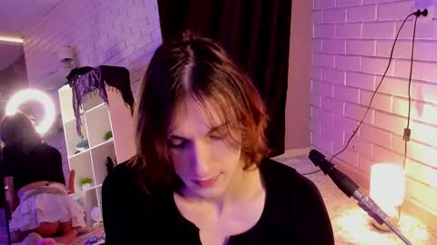 Angel online show from 11.26.25