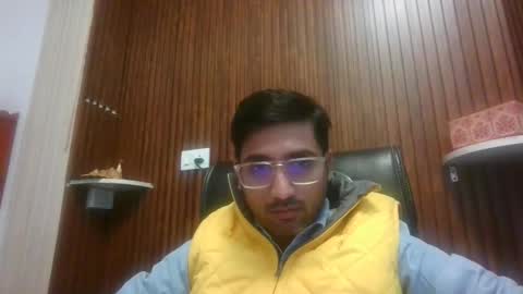 Slave looking for Mistress online show from 02.05.26