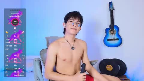 Snapshot of anky_xx chatting on 11.11.25 Anky online show from 11.11.25