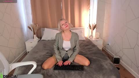 Snapshot of ann_annise chatting on 02.03.26 ann_annise online show from 02.03.26