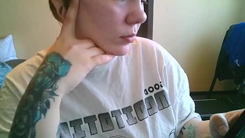 Snapshot of ann_lelala_ chatting on 02.14.25 ann_lelala_ online show from 02.14.25