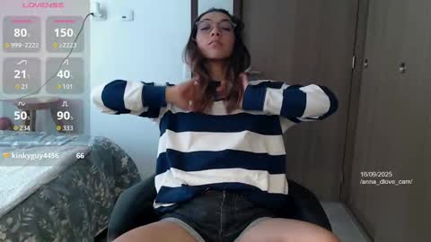 Anna online show from 09.16.25