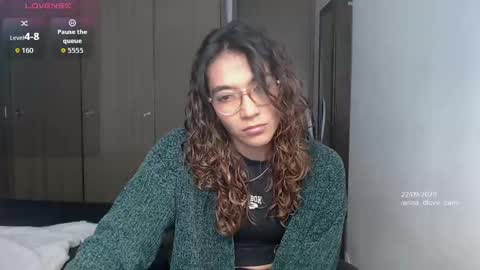 Anna online show from 09.22.25