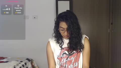 Anna online show from 12.03.25