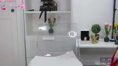 Anna online show from 09.20.25