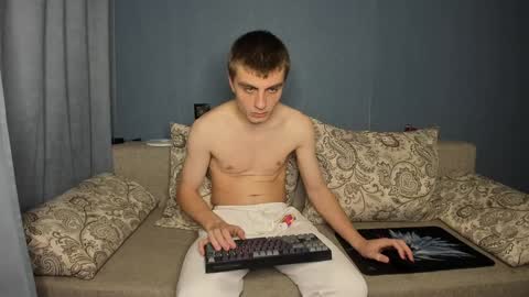 Snapshot of anna_jason chatting on 12.22.24 Fansly Jason sweet ass online show from 12.22.24