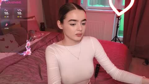 Snapshot of anna_nickol chatting on 03.09.25 Anna online show from 03.09.25