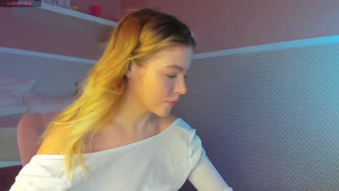 Anna online show from 01.22.25