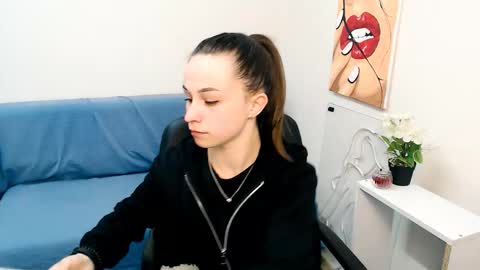 anna_sia_ online show from 03.24.26