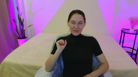 annaabels online show from 11.05.25