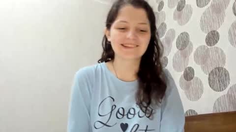 annaahcharm online show from 02.05.25