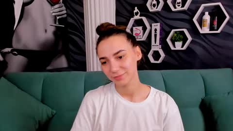 annabishop online show from 02.14.25