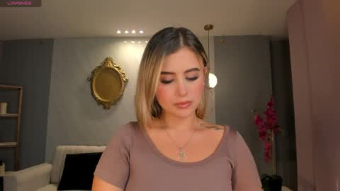 Anna Brooks  online show from 04.10.26