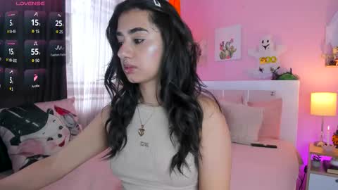 Annadu011 online show from 10.19.25