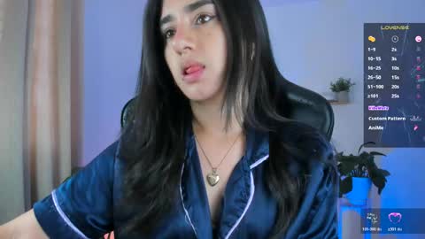 Annadu011 online show from 04.17.26