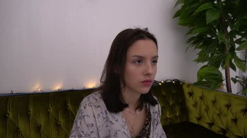 Snapshot of annaelys chatting on 01.13.25 Anna online show from 01.13.25