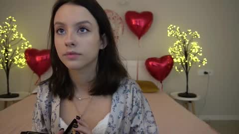 Snapshot of annaelys chatting on 02.13.25 Anna online show from 02.13.25