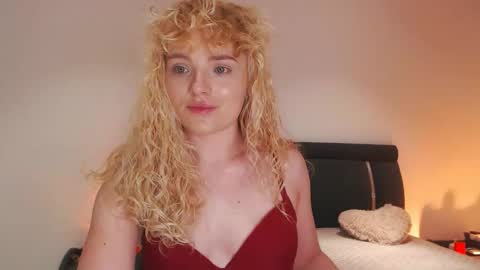 Snapshot of annaevv chatting on 02.08.26 annaevv online show from 02.08.26