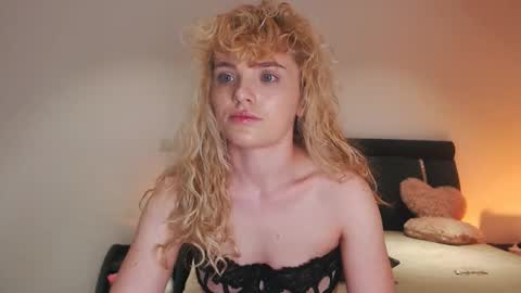 annaevv online show from 04.21.26