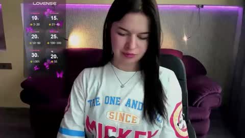 Anna online show from 04.20.26