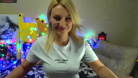 Anna online show from 08.07.26