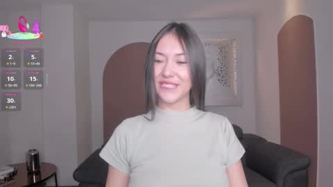 Snapshot of annahoffman_ chatting on 09.17.25 annahoffman_ online show from 09.17.25