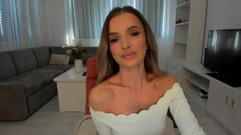 Snapshot of annaise_ chatting on 04.25.26 annaise online show from 04.25.26