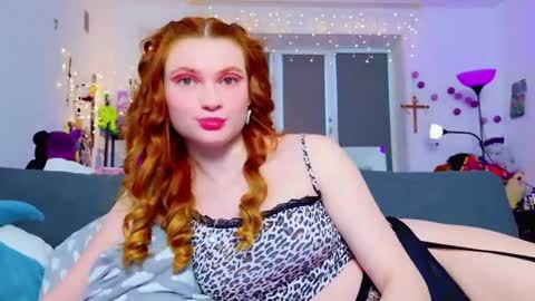 Anna online show from 04.18.26