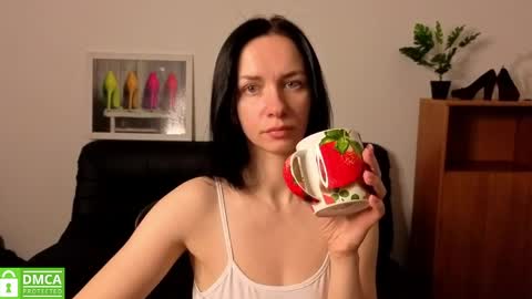 Snapshot of annakillian_kiss chatting on 04.27.26 Anna online show from 04.27.26