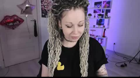 Anna online show from 09.28.25