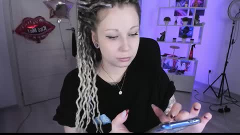 Anna online show from 10.04.25