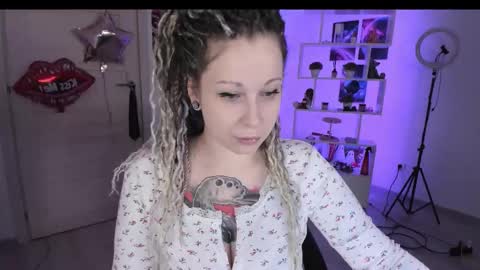 Anna online show from 10.22.25