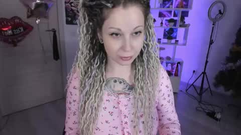 Anna online show from 11.09.25