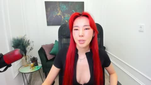 Anna online show from 04.21.26